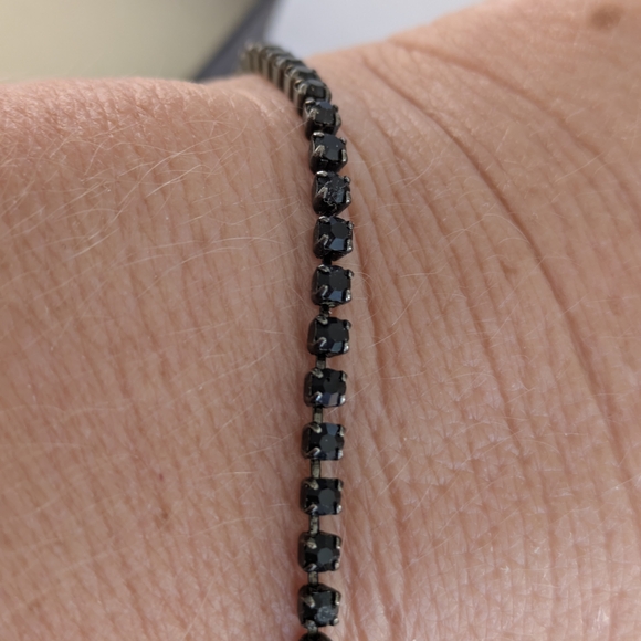 Black Rhinestone Bracelet - Picture 6 of 8